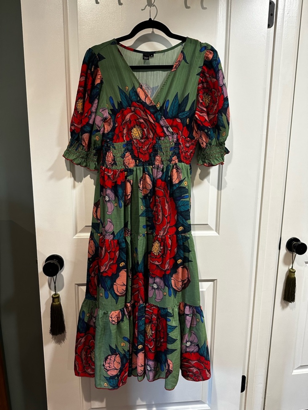 Frida Kahlo X SHEIN floral sweetheart neck dress - Size M